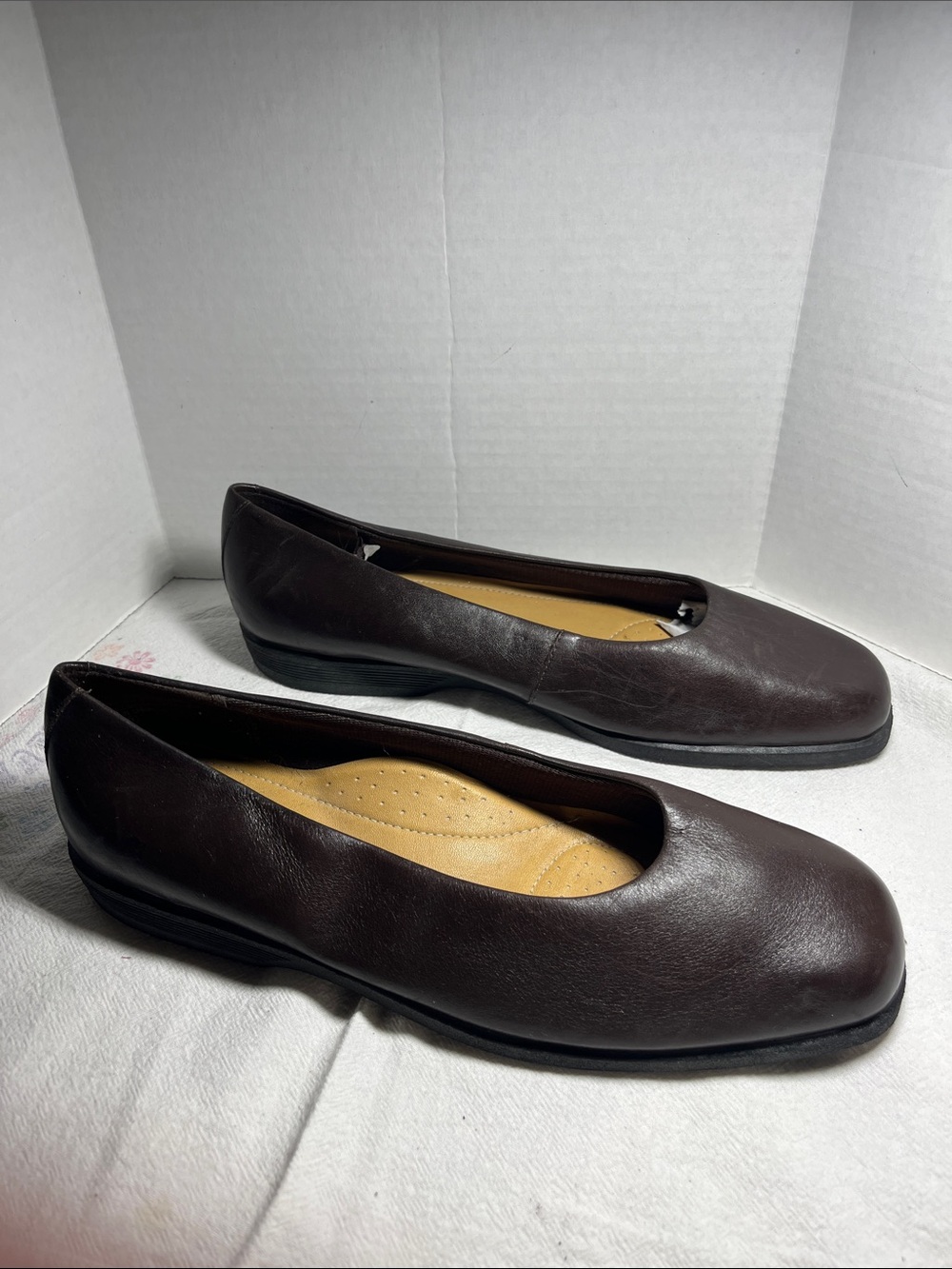 Elegant Women's Dark Brown Leather Upper Slip-On Flats